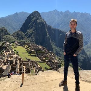 Meet your Posher, Brett